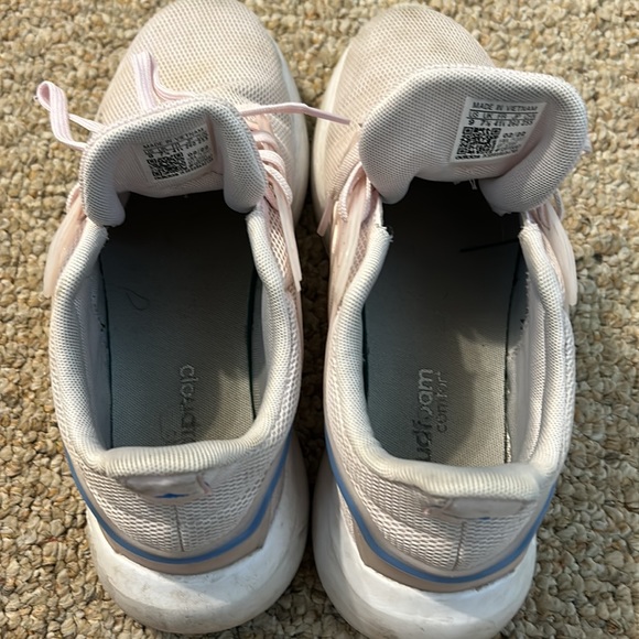 Pink Adidas Sneakers Used Condition - Picture 7 of 7